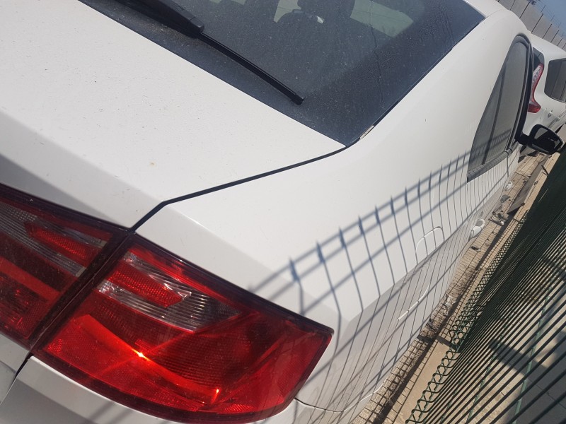 seat toledo (kg3) del año 2015