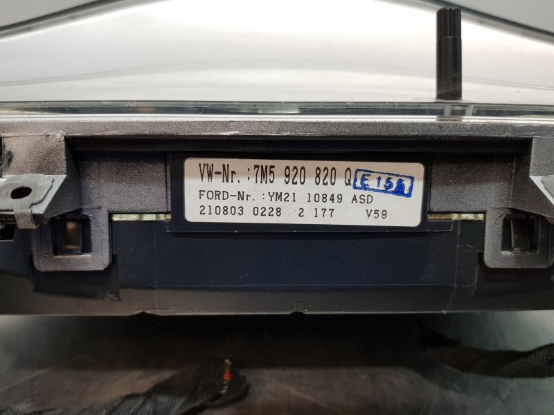 Recambio de cuadro instrumentos para ford galaxy (vy) ghia referencia OEM IAM YM2110849ASD 7M5920820Q 
