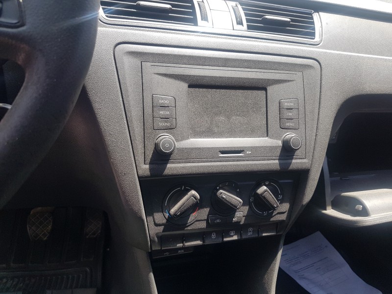 seat toledo (kg3) del año 2015