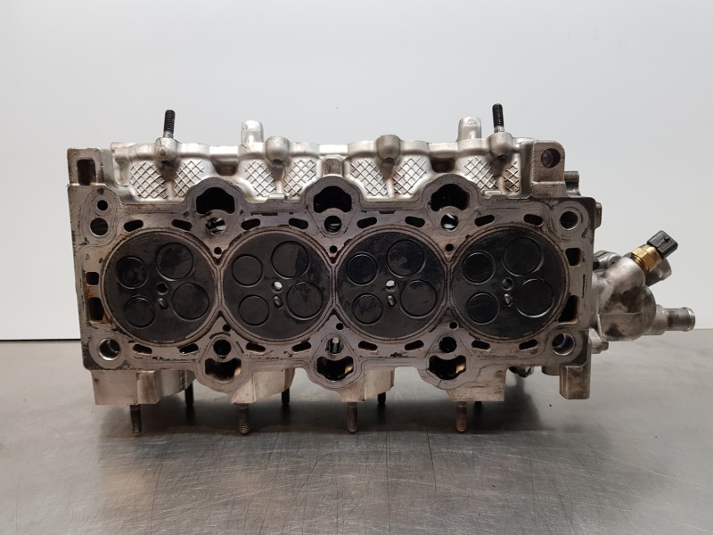 Recambio de culata para hyundai tucson ix35 referencia OEM IAM 221002A260  