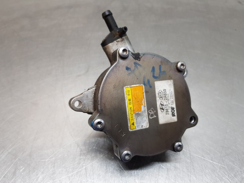 Recambio de depresor freno / bomba vacio para hyundai tucson ix35 referencia OEM IAM 288102A650  