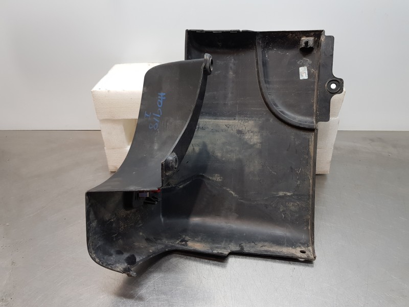 Recambio de puntera paragolpes trasera izquierda para renault master iii furgón referencia OEM IAM 850176896R   Recambio de puntera paragolpes trasera izquierda para renault master iii furgón referencia OEM IAM 850176896R