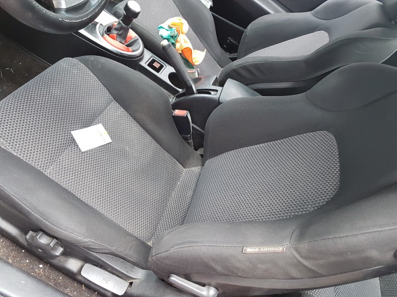 hyundai coupe (gk) del año 2004