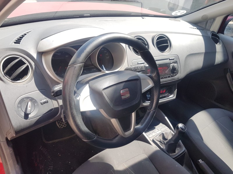 seat ibiza (6j5) del año 2011