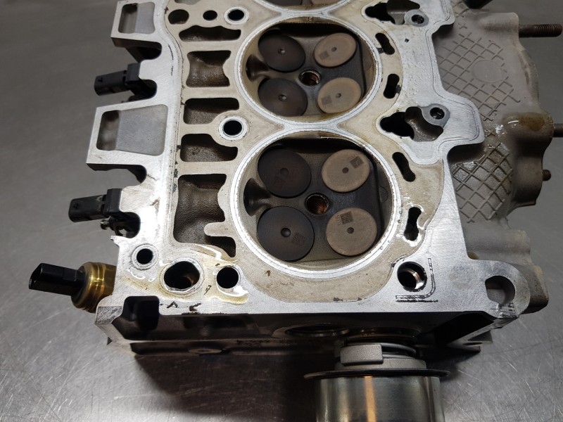 Recambio de culata para audi a1 sportback (gba) cool referencia OEM IAM 05C103063A 05C103404C 