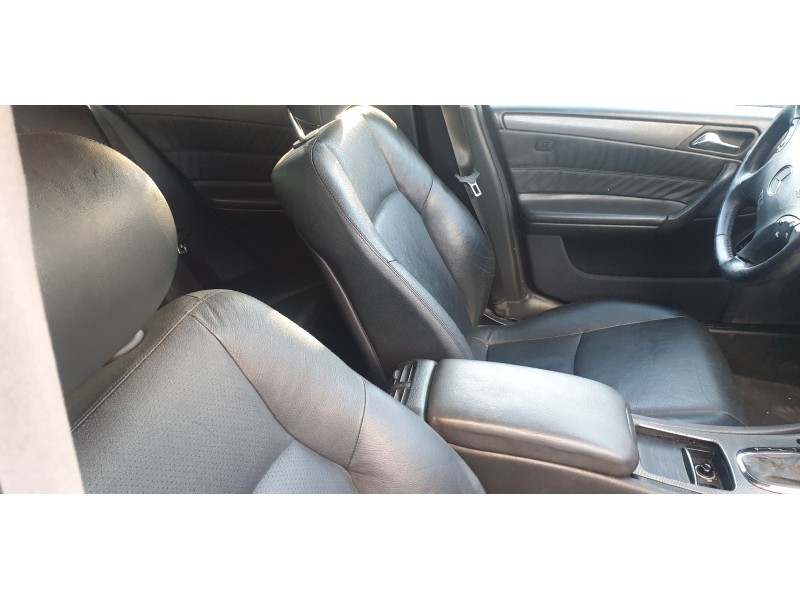 mercedes clase c (w203) berlina del año 2000