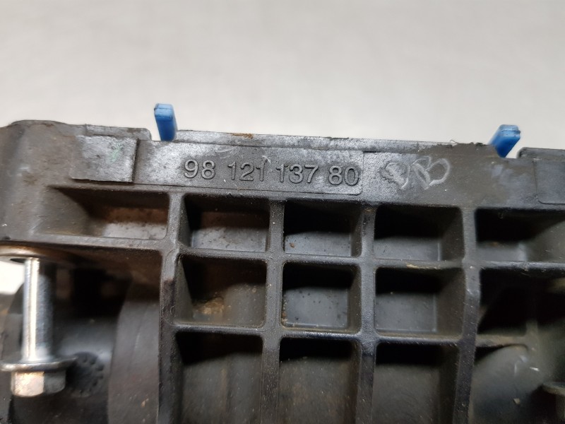 Recambio de termostato para citroen ds 7 crossback bluehdi referencia OEM IAM 9812113780  