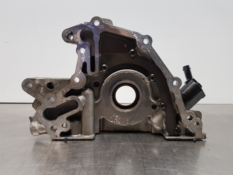 Recambio de tapa distribucion para audi a1 sportback (gba) cool referencia OEM IAM 05C103151  