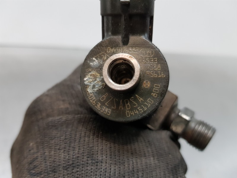 Recambio de inyector para dacia lodgy comfort referencia OEM IAM 0445110800  