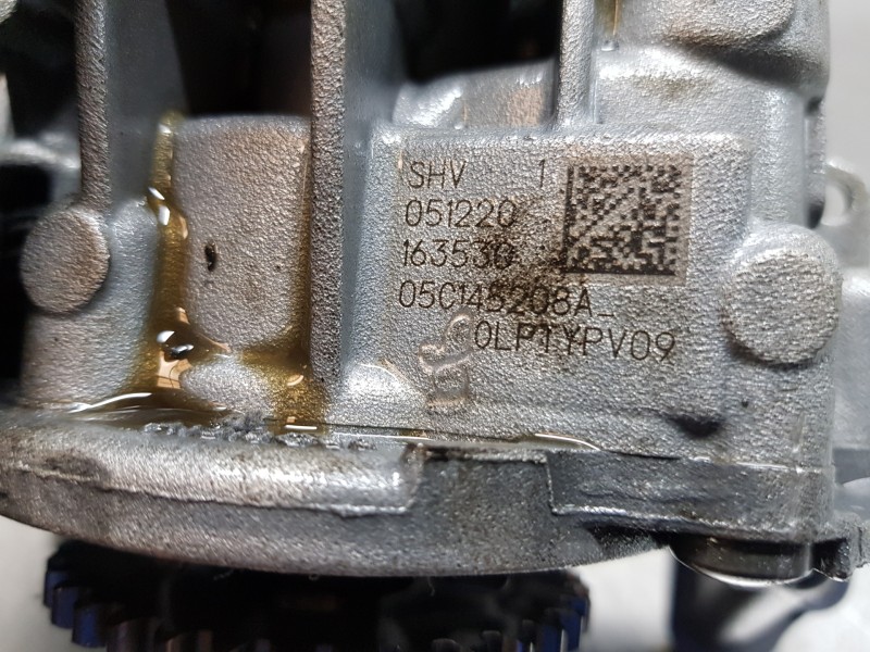 Recambio de bomba aceite para audi a1 sportback (gba) cool referencia OEM IAM 05C145208A  