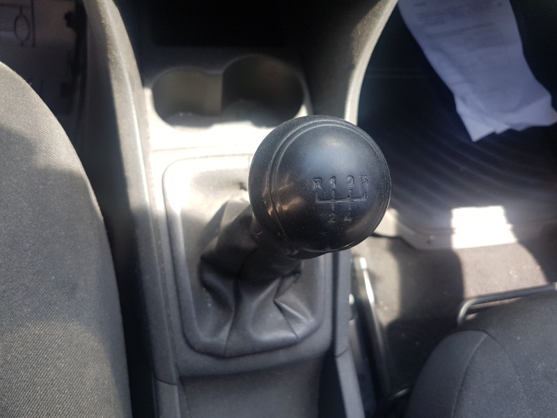 seat toledo (kg3) del año 2015