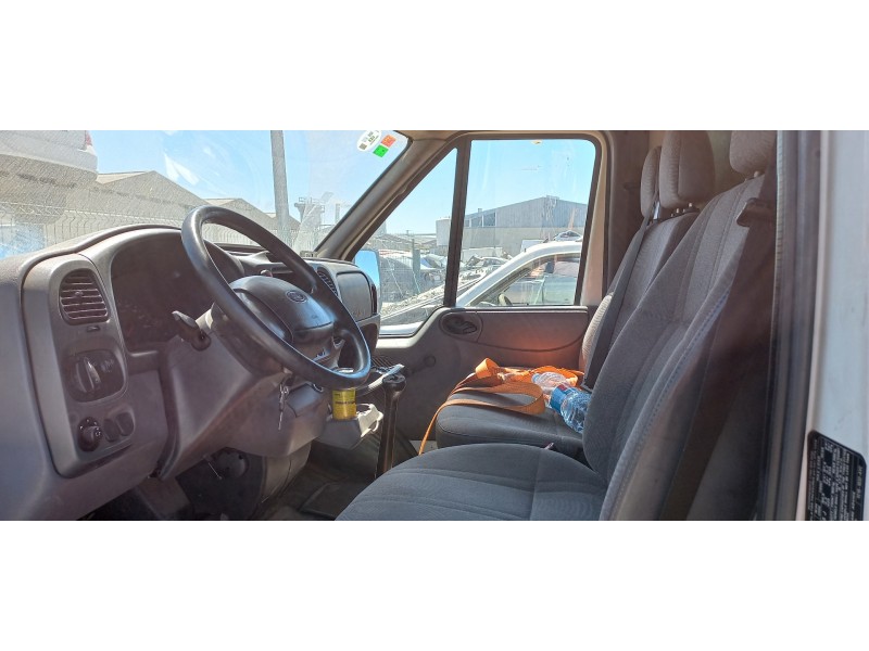 ford transit caja cerrada, media (fy) (2000 =>) del año 2004