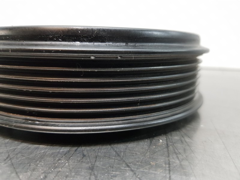 Recambio de polea cigueñal para audi a1 sportback (gba) cool referencia OEM IAM 04C105243AA  