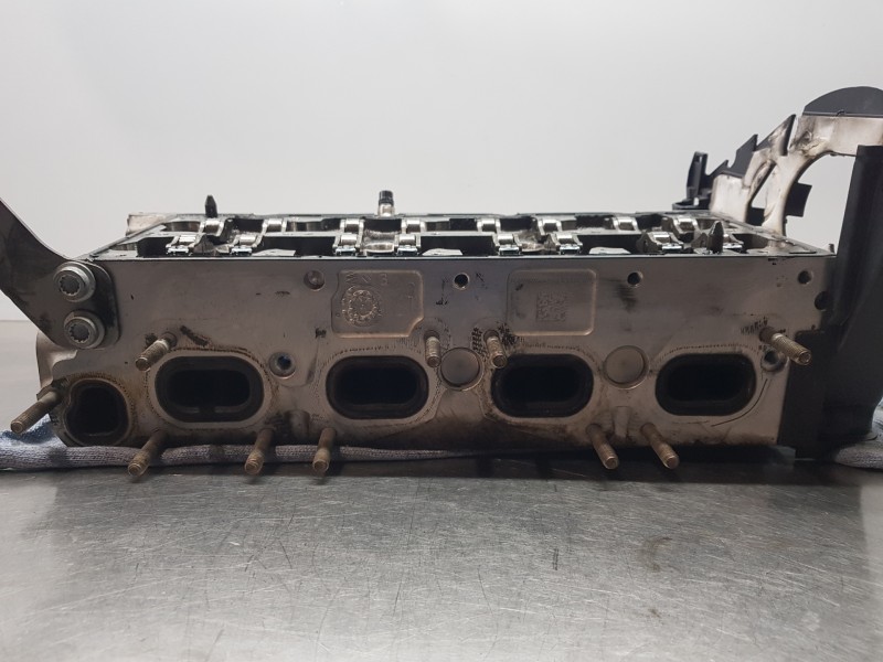 Recambio de culata para seat leon sportstourer (kl8) xcellence referencia OEM IAM 05L103061BF 05L103061AG 