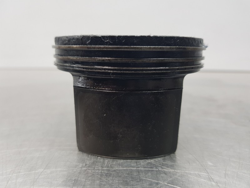 Recambio de piston para seat leon sportstourer (kl8) xcellence referencia OEM IAM 05L107065AE 05L107065T 