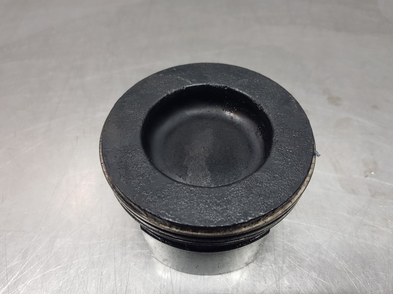 Recambio de piston para seat leon sportstourer (kl8) xcellence referencia OEM IAM 05L107065AE 05L107065T 