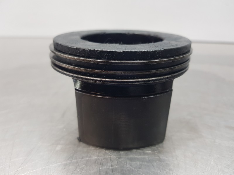 Recambio de piston para seat leon sportstourer (kl8) xcellence referencia OEM IAM 05L107065AE 05L107065T 