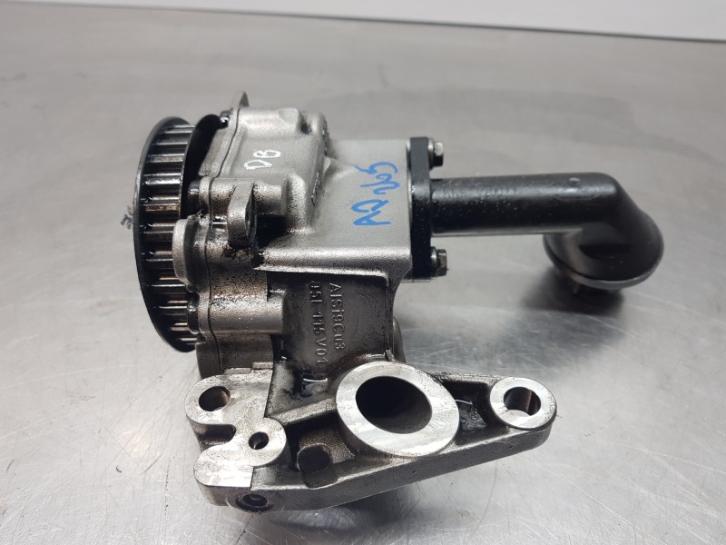 Recambio de bomba aceite para seat leon sportstourer (kl8) xcellence referencia OEM IAM 05L115103F  