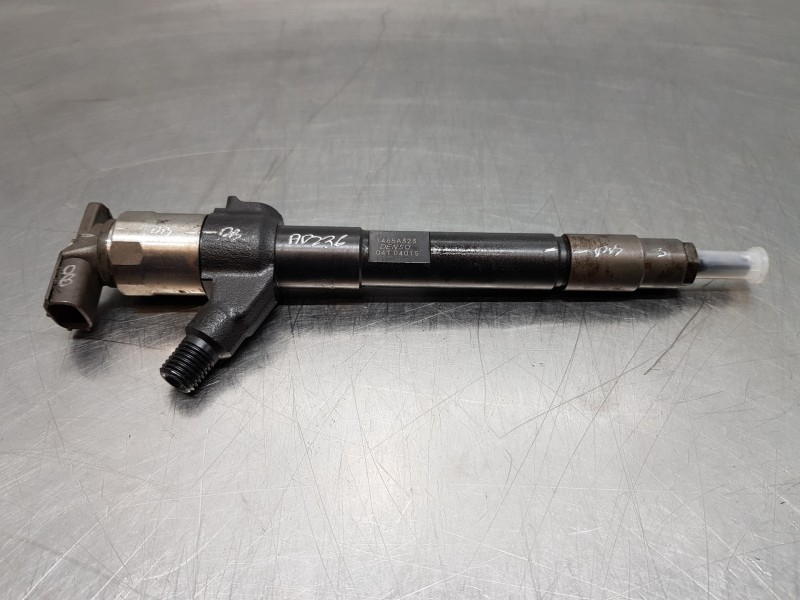 Recambio de inyector para mitsubishi outlander (gf0) motion 2wd referencia OEM IAM 1465A323  