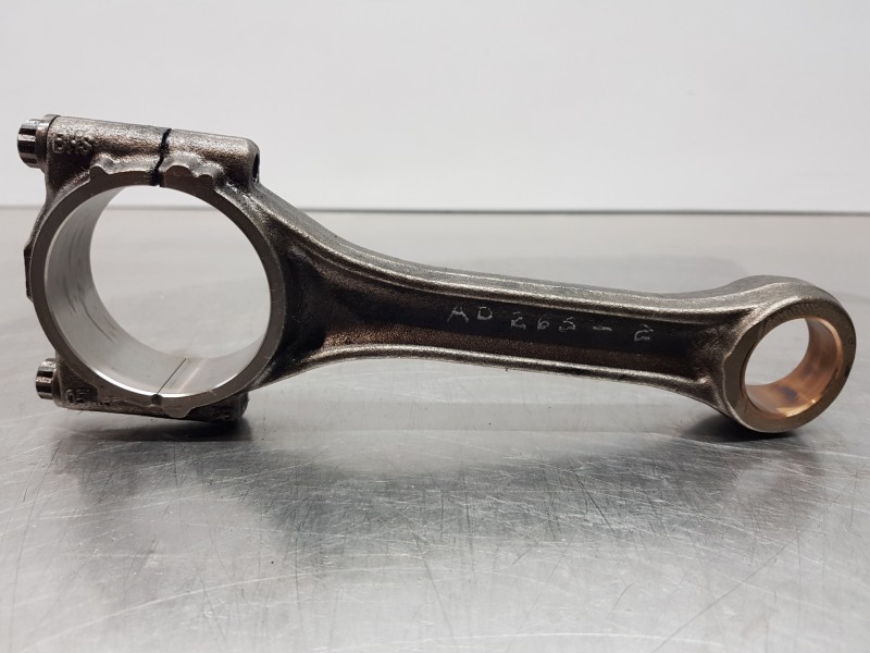 Recambio de biela para seat leon sportstourer (kl8) xcellence referencia OEM IAM 05L105401  