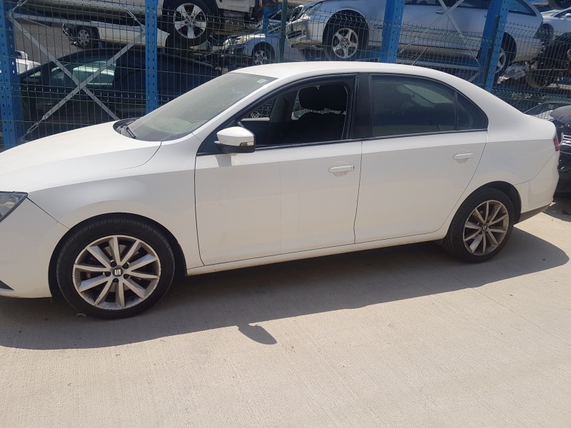 seat toledo (kg3) del año 2015