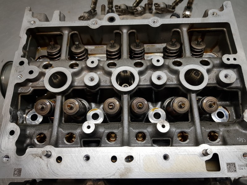 Recambio de culata para audi a1 sportback (gba) ego referencia OEM IAM 05C103063A 05C103404C 