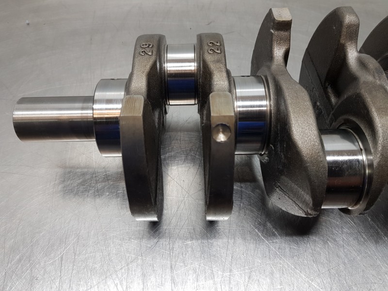 Recambio de cigueñal para mitsubishi outlander (gf0) motion 2wd referencia OEM IAM 1100A154  