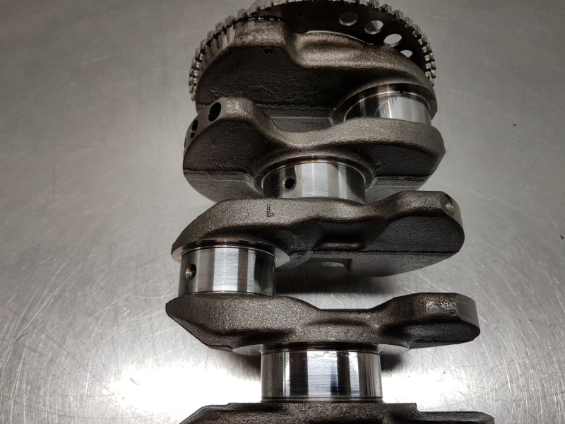 Recambio de cigueñal para mitsubishi outlander (gf0) motion 2wd referencia OEM IAM 1100A154  