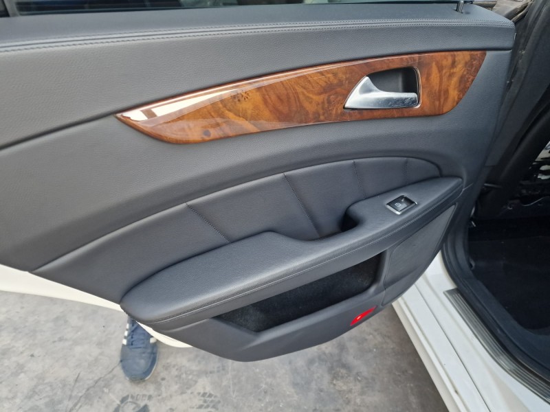 mercedes clase cls (w218) del año 2011