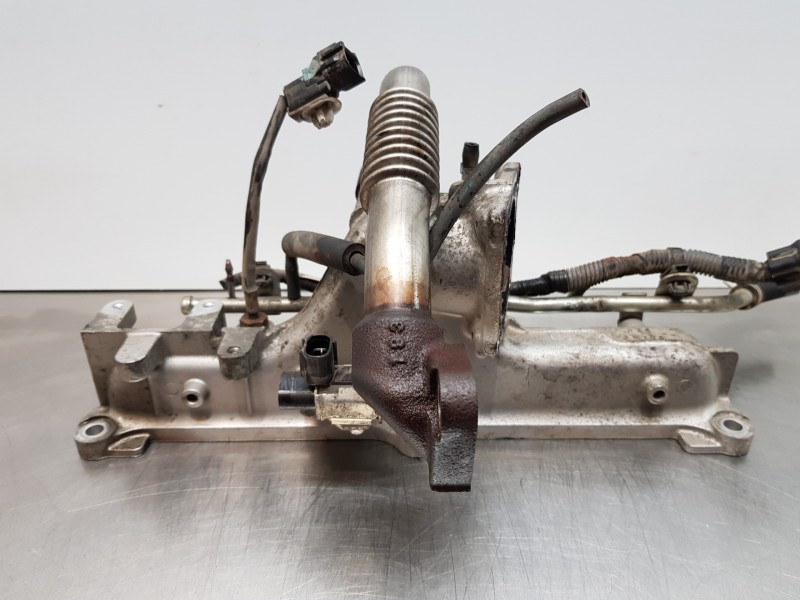 Recambio de colector admision para mitsubishi outlander (gf0) motion 2wd referencia OEM IAM 1540A468  