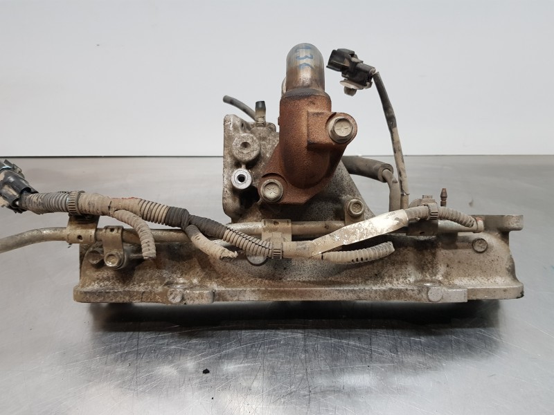 Recambio de colector admision para mitsubishi outlander (gf0) motion 2wd referencia OEM IAM 1540A468  