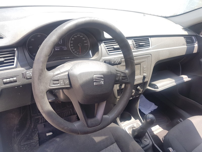 seat toledo (kg3) del año 2015