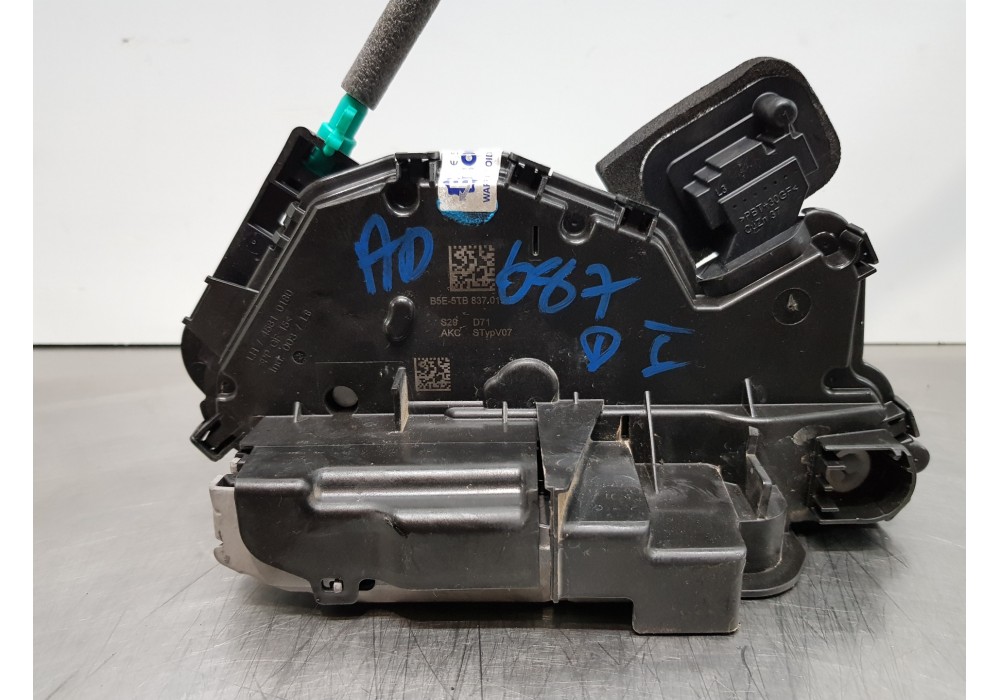 Recambio de cerradura puerta delantera izquierda para audi q3 sportback (f3n) s line referencia OEM IAM 5TB837015E B5E5TB837015E