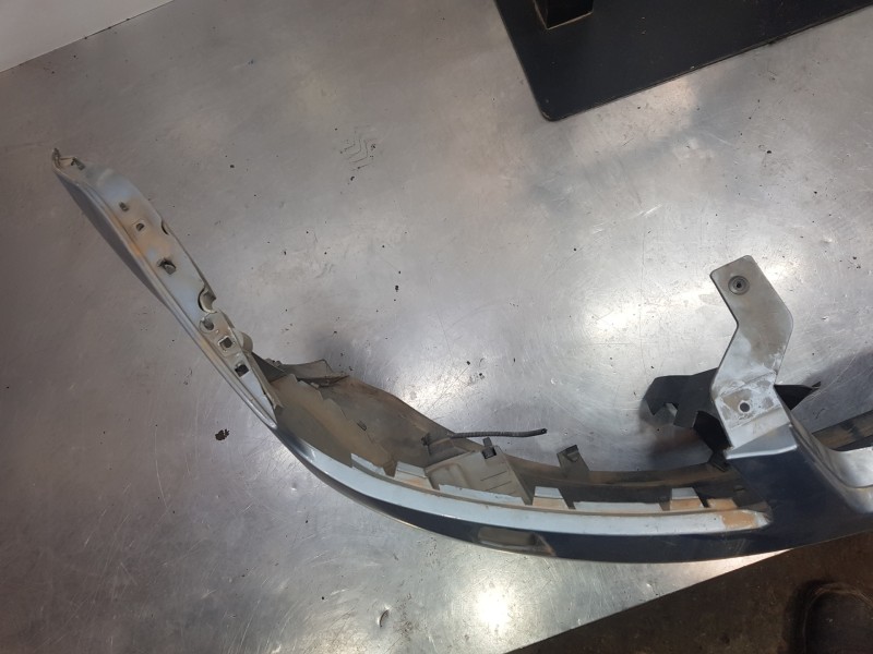 Recambio de paragolpes delantero para ford focus c-max (cap) trend referencia OEM IAM 1334684 3M51R17757BFXWAA 