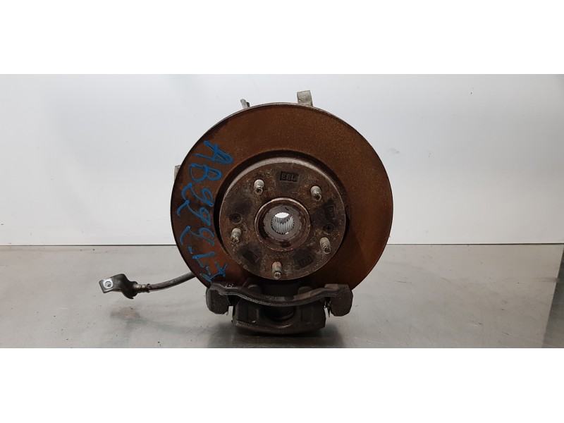 Recambio de mangueta delantera izquierda para hyundai i30 (gd) classic referencia OEM IAM 51715A2000  