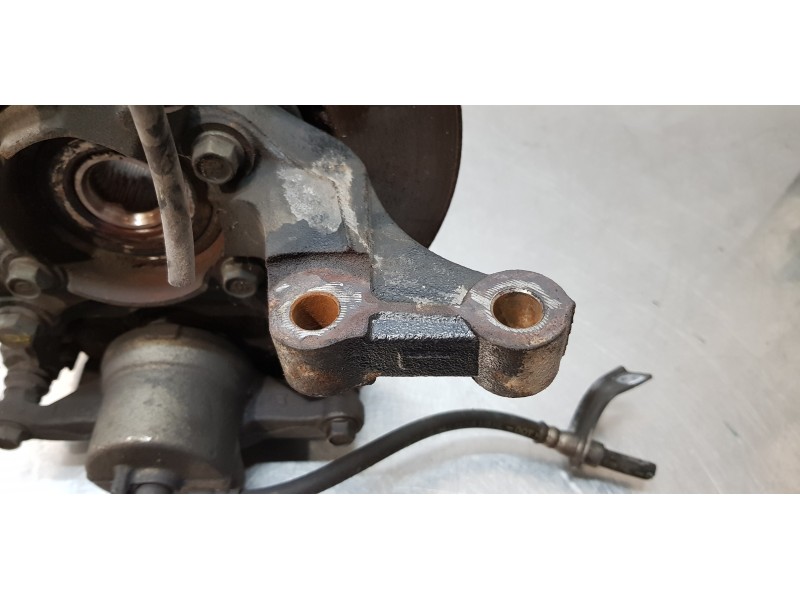 Recambio de mangueta delantera izquierda para hyundai i30 (gd) classic referencia OEM IAM 51715A2000  