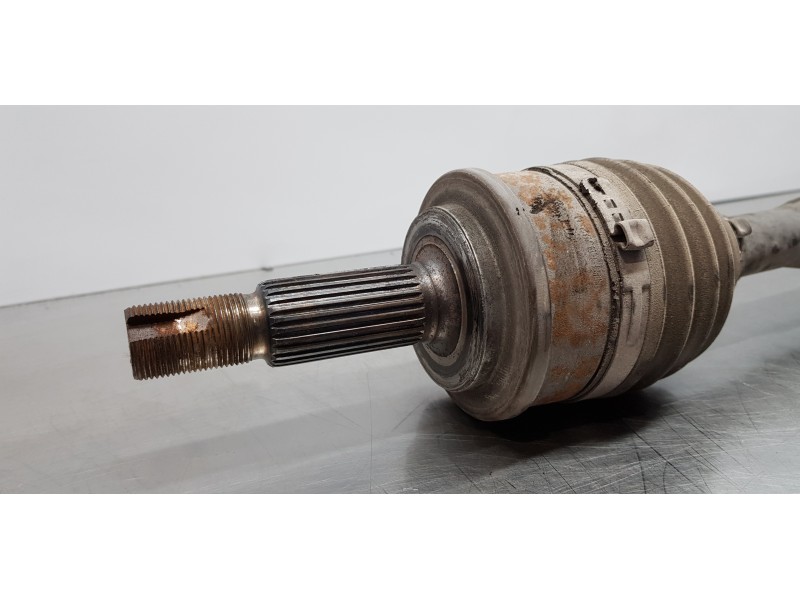 Recambio de transmision delantera derecha para toyota auris touring sports (e18) hybrid active referencia OEM IAM 4341002850   Recambio de transmision delantera derecha para toyota auris touring sports (e18) hybrid active referencia OEM IAM 4341002850