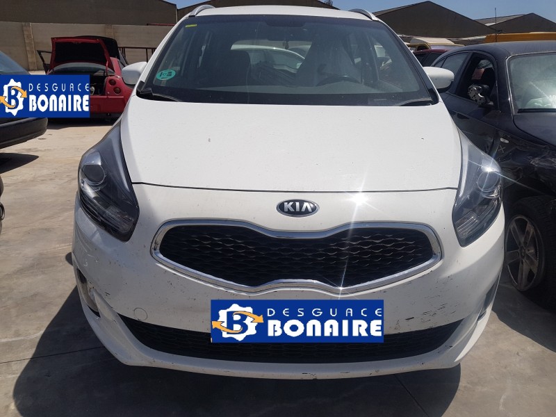 kia carens ( ) del año 2013