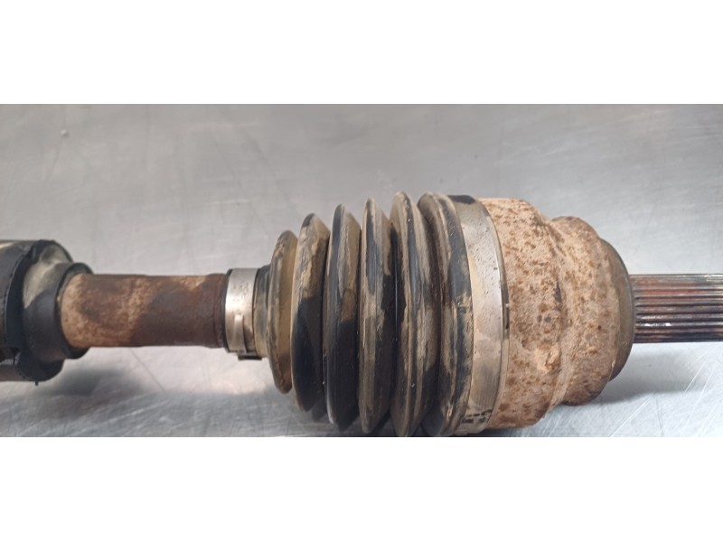 Recambio de transmision delantera derecha para dodge caliber s referencia OEM IAM 5105660AC   Recambio de transmision delantera derecha para dodge caliber s referencia OEM IAM 5105660AC