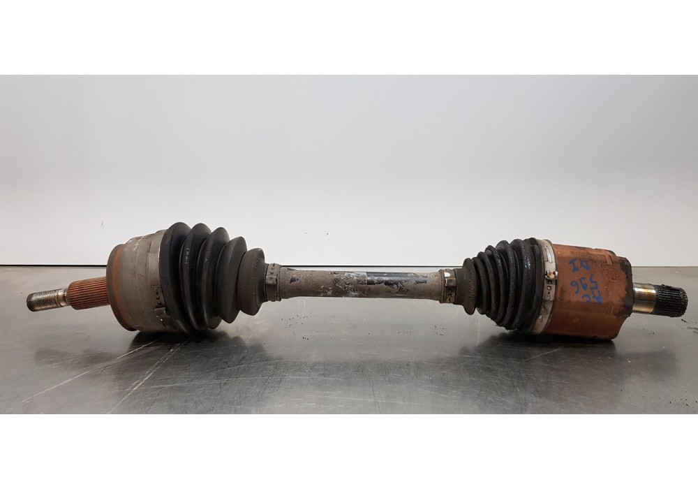 Recambio de transmision delantera izquierda para volkswagen t5 bus (7e) caravelle comfortline lang 4motion referencia OEM IAM 7E