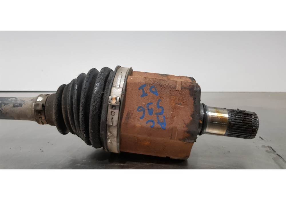 Recambio de transmision delantera izquierda para volkswagen t5 bus (7e) caravelle comfortline lang 4motion referencia OEM IAM 7E