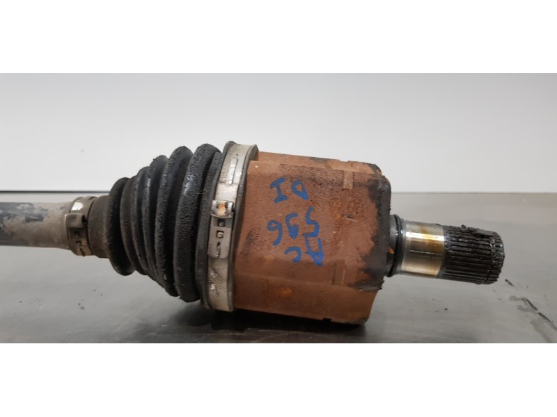 Recambio de transmision delantera izquierda para volkswagen t5 bus (7e) caravelle comfortline lang 4motion referencia OEM IAM 7E