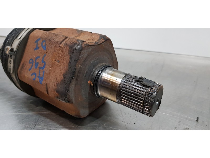 Recambio de transmision delantera izquierda para volkswagen t5 bus (7e) caravelle comfortline lang 4motion referencia OEM IAM 7E