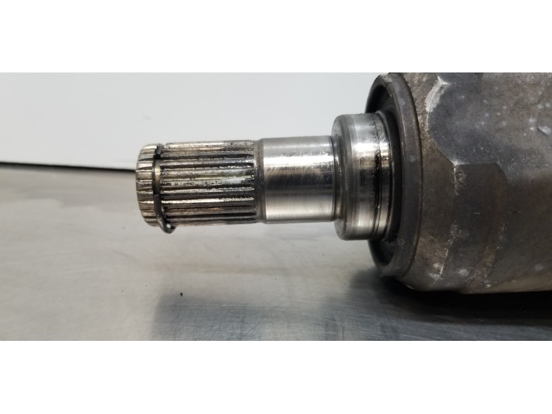 Recambio de transmision delantera derecha para kia ceed sportswagon tech referencia OEM IAM 49501G4400  