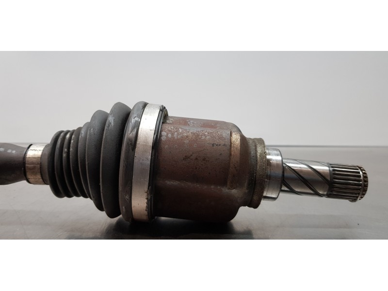 Recambio de transmision delantera izquierda para renault scenic iv edition one referencia OEM IAM 391018515R  