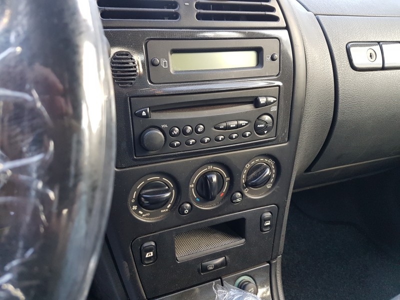 citroen xsara berlina del año 2004