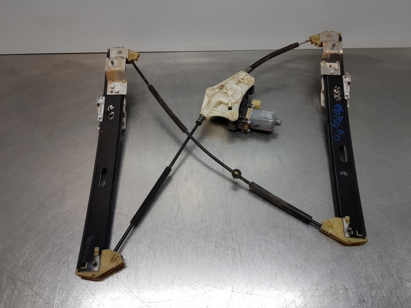 Recambio de elevalunas delantero derecho para seat leon st (5f8) style referencia OEM IAM 5Q0959802C   Recambio de elevalunas delantero derecho para seat leon st (5f8) style referencia OEM IAM 5Q0959802C