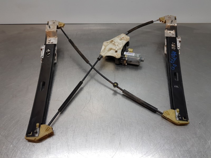 Recambio de elevalunas delantero derecho para seat leon st (5f8) style referencia OEM IAM 5Q0959802C   Recambio de elevalunas delantero derecho para seat leon st (5f8) style referencia OEM IAM 5Q0959802C