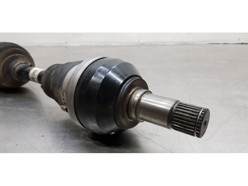 Recambio de transmision delantera izquierda para infiniti qx30 premium referencia OEM IAM A2463301401  