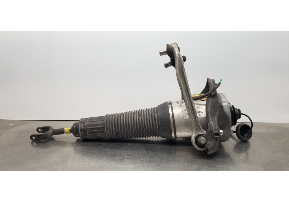 Recambio de amortiguador delantero derecho para audi a8 (4e2) 4.2 quattro referencia OEM IAM 4E0616040AF 4E0616040AB 